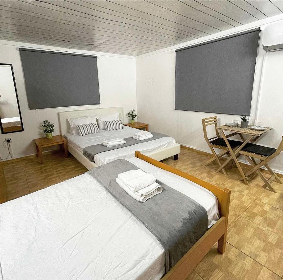 Comfortable, Modern Studio Apartment โปรทาราส ภายนอก รูปภาพ